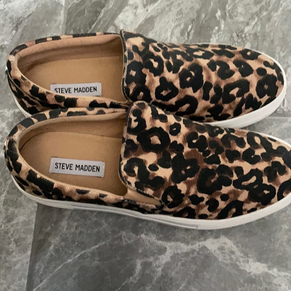 Steve Madden Slip On Shoes